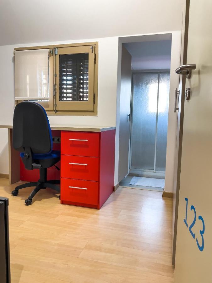 Leevin Student Barcelona Daire Dış mekan fotoğraf